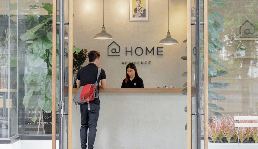 在家法义公寓式酒店 曼谷 外观 照片